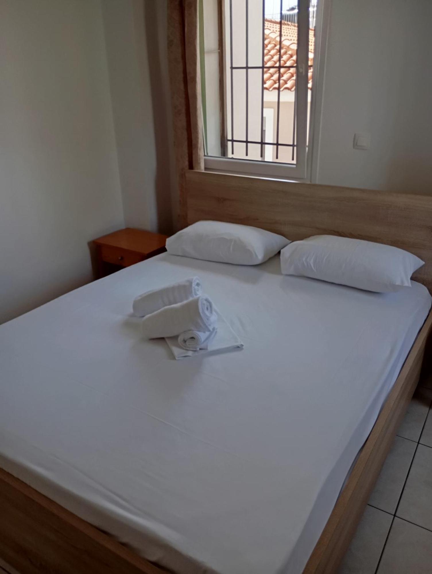 Pyrgos Sofokleous Hotell Mytilíni Eksteriør bilde
